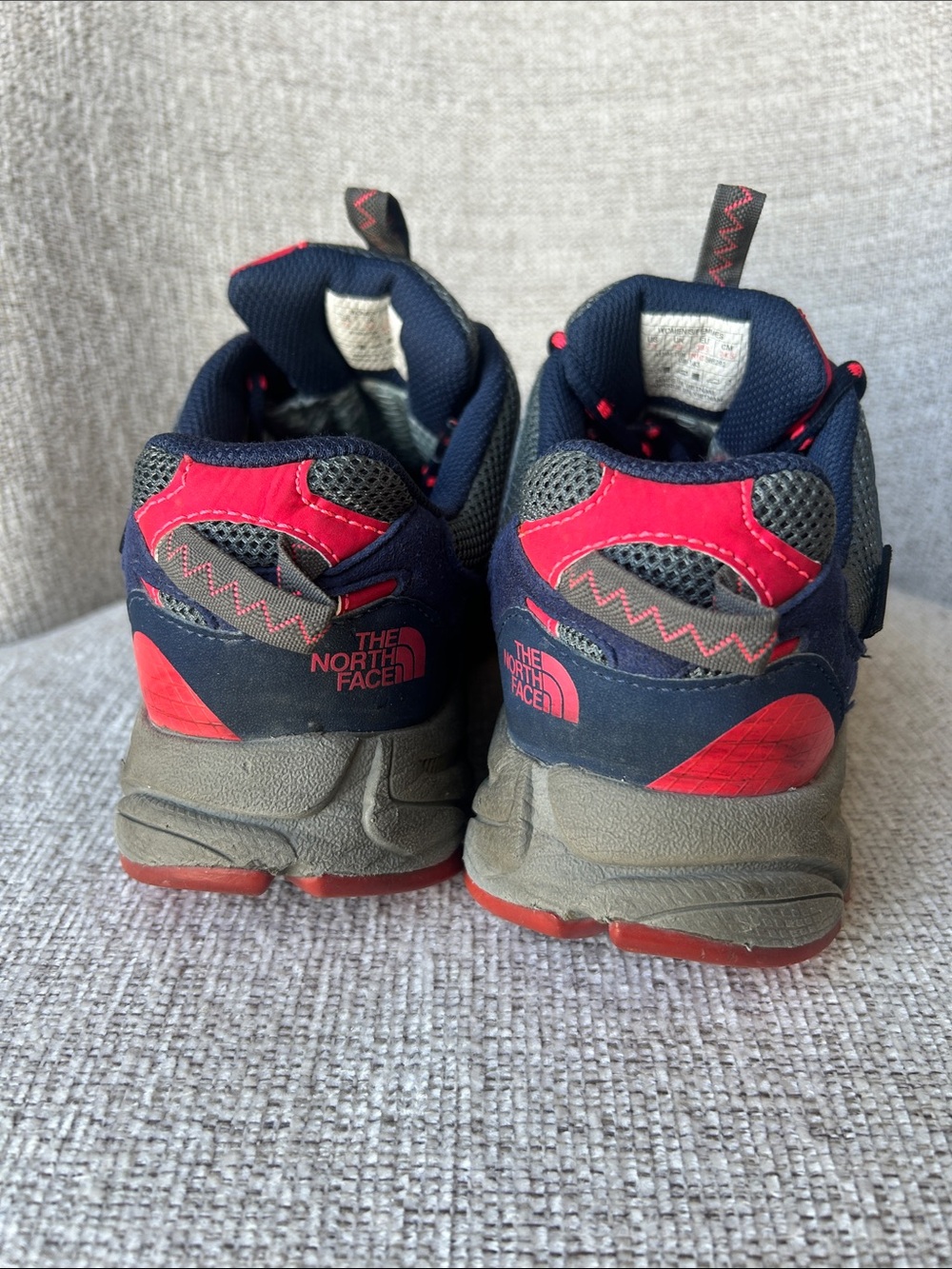 The North Face Goretex Navy & Red Hiking Shoes - Picture 2 of 9